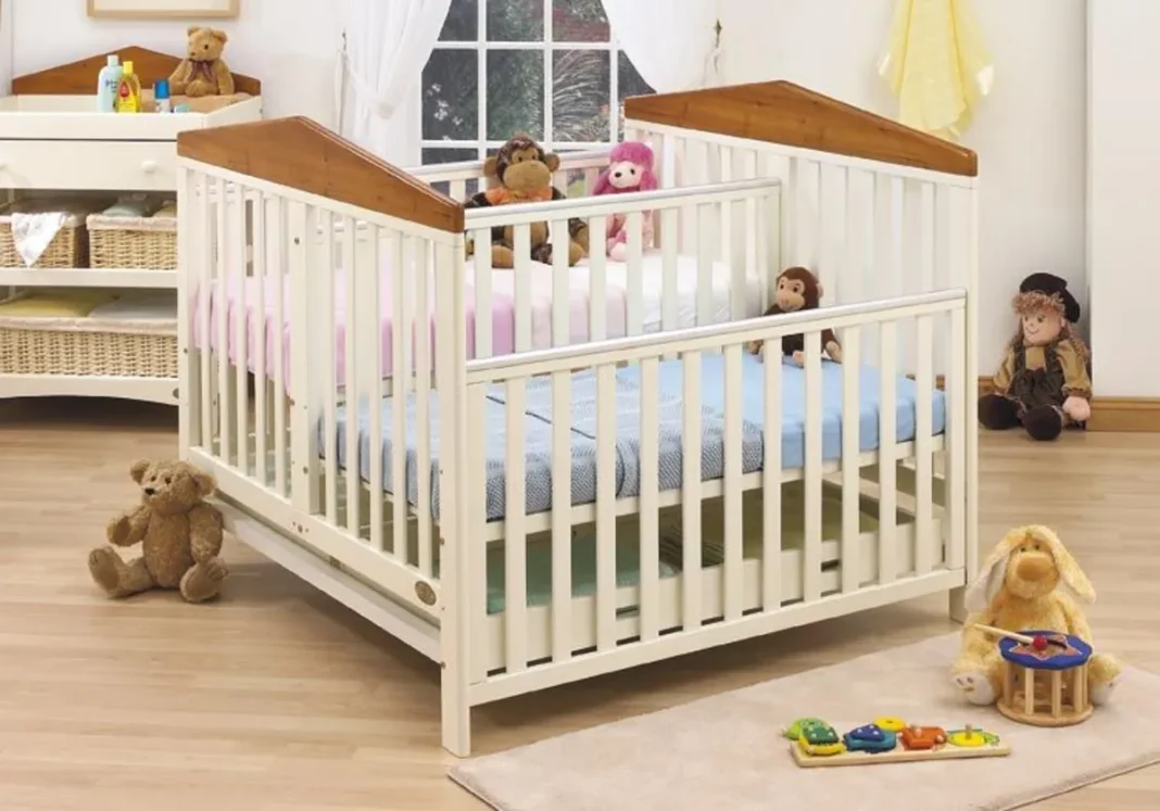 Cribs for Twin Babies